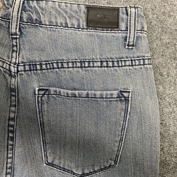 BDG Super High Rise Foxy Button Fly Cuffed Shorts Women 26 Blue Denim 5 Pocket - Picture 8 of 11